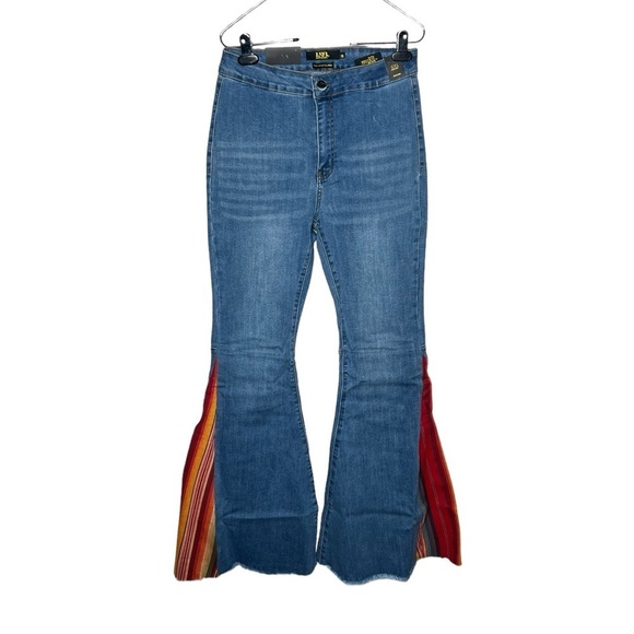 Lucky And Blessed Super Flare With Serape Insert Jeans - Picture 4 of 17